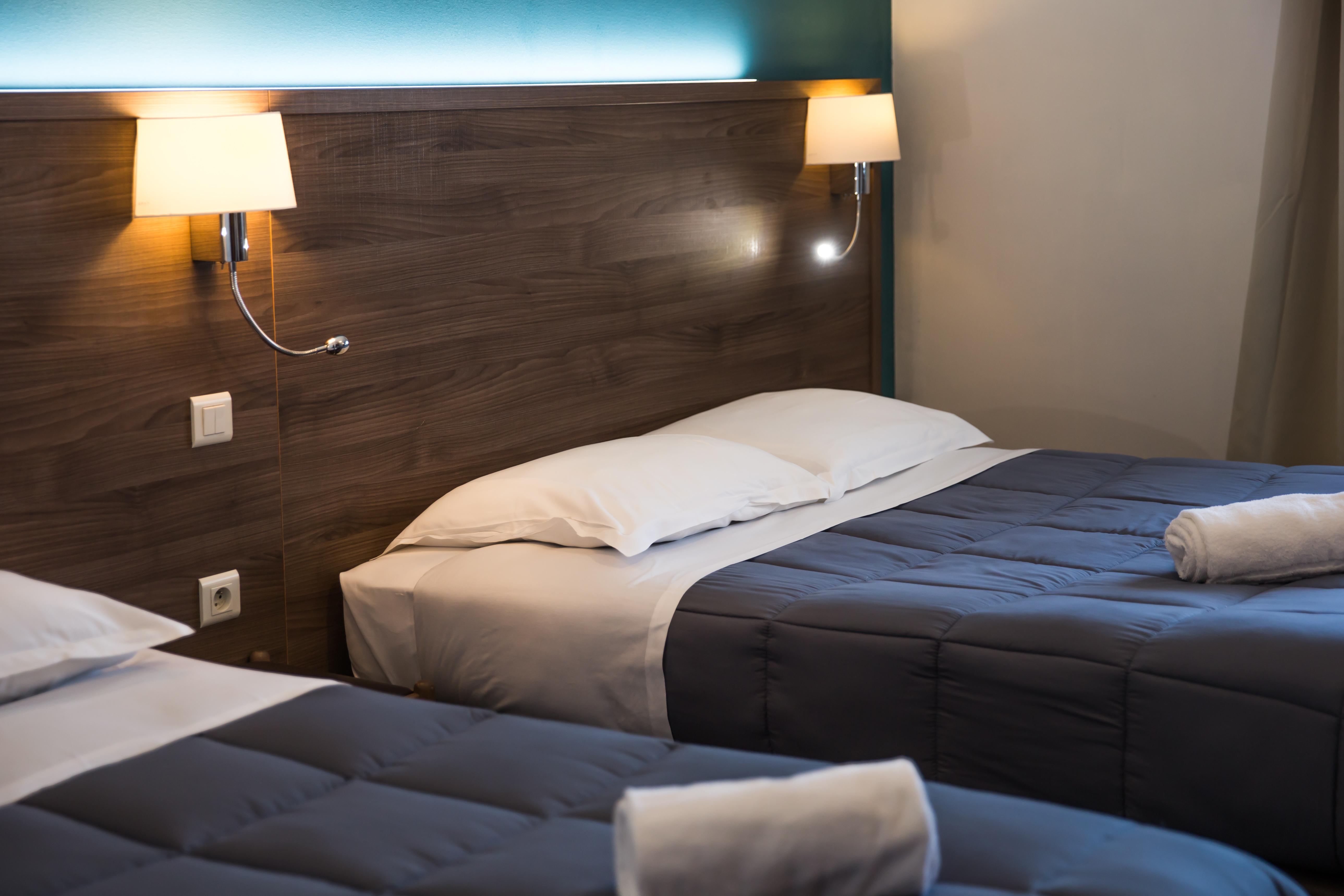 Hotel Les Pieux En Cotentin Bagian luar foto